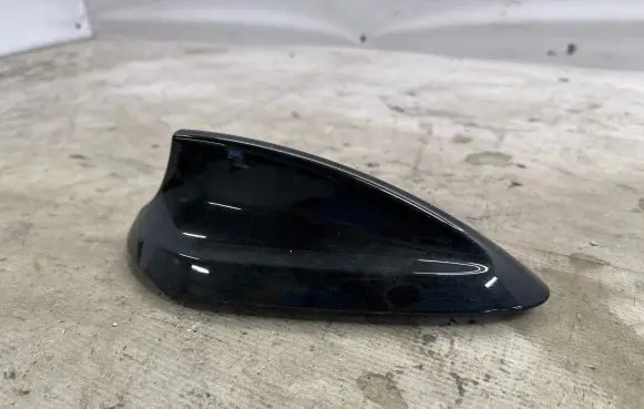 BMW X2 F39 Roof (GPS) antenna cover 9252241 15022023 018675