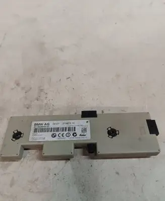 BMW 3 E90 E91 Aerial antenna amplifier 213675