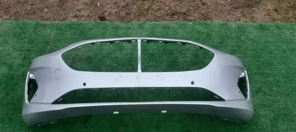 Ford Fiesta Front bumper 1056811