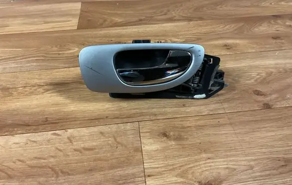 Peugeot 307 CC Front door interior handle 9643604477