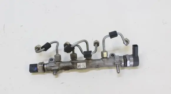 Seat Leon (5F) Fuel injector supply line/pipe 04L089B