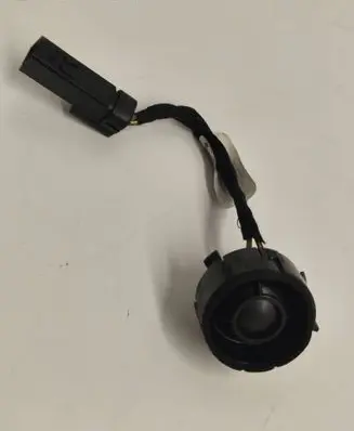 Front door high frequency speaker