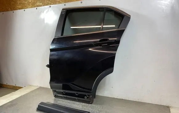 Mitsubishi Eclipse Cross Rear door