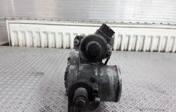 Toyota Avensis T250 Throttle valve 8967221020