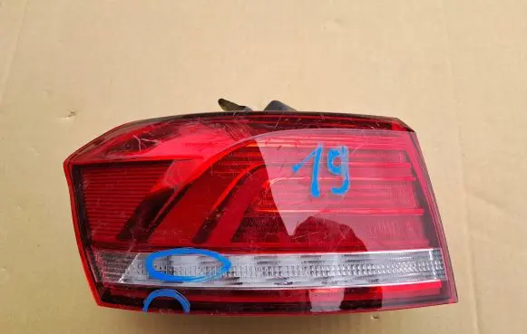 Volkswagen PASSAT B8 Rear/tail lights 3G9.945.095D 290011889 00443089