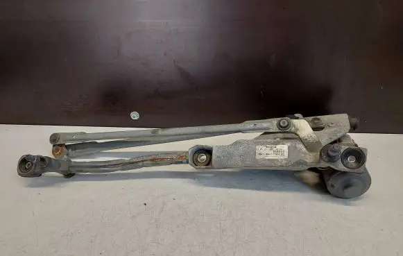 Ford Fiesta Front wiper linkage and motor 8A6117500AD 3397021285 83725103