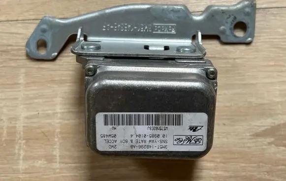 Volvo V50 ESP acceleration yaw rate sensor 3M5T14B296AB W575M02E8J 10098501044
