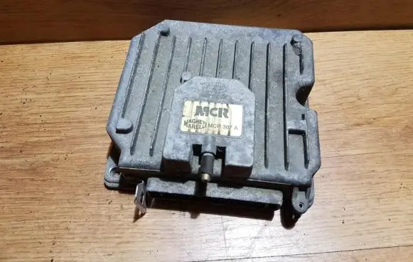 Lancia Thema Engine control unit/module mcr307a