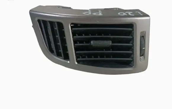 Hyundai i20 (PB PBT) Dashboard side air vent grill/cover trim