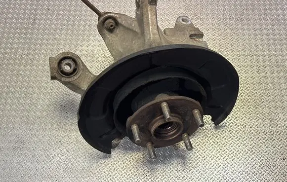 Subaru Forester SK Rear wheel hub