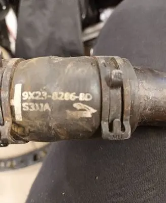 Jaguar XF X250 Engine coolant pipe/hose 9X238286BD 33116