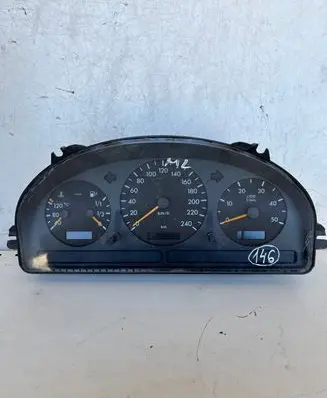 Mercedes-Benz ML W163 Speedometer (instrument cluster) A2053033840 200207300 A1635407611
