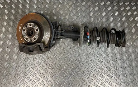 Peugeot 308 Front wheel hub spindle knuckle 9816394580