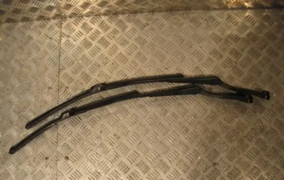Mercedes-Benz GLK (X204) Rear wiper blade x204w204