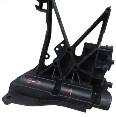 Mercedes-Benz E W213 Front bumper mounting bracket A2136206400-Kolumb
