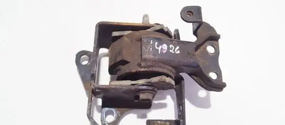 Mazda Premacy Engine mount bracket