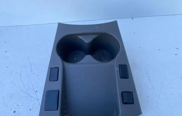 Nissan Leaf I (ZE0) Cup holder 689T23NA0A