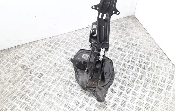 Alfa Romeo 155 Pedal assembly 
