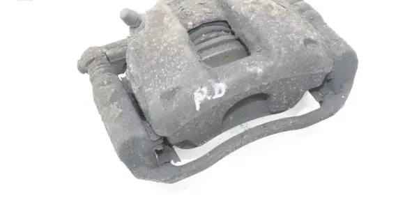 Honda CR-V Front brake caliper