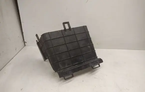 Volkswagen PASSAT B7 Battery box tray cover/lid 3C0915336A 3C0915336