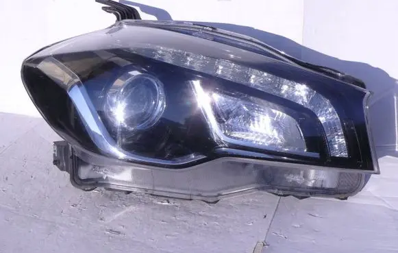 Suzuki SX4 S-Cross Headlight/headlamp 100-18738