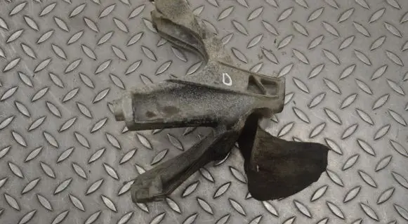 Audi Q5 SQ5 Engine mounting bracket 8K0199308CA