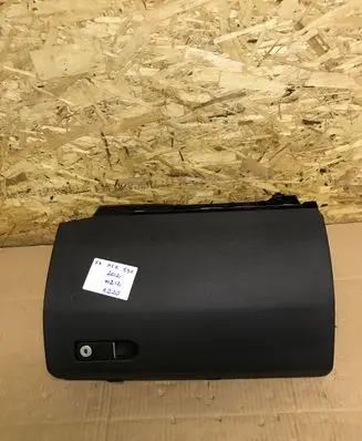 Mercedes-Benz E W212 Glove box A2126802591