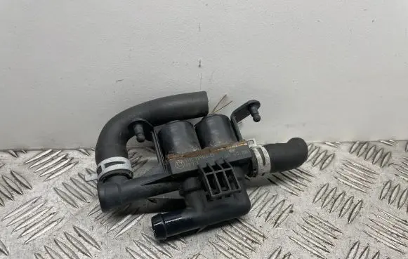 BMW 7 F01 F02 F03 F04 Coolant heater control valve 9119164
