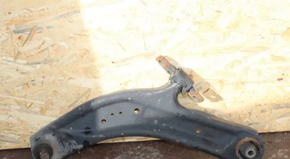 Nissan X-Trail T32 Front lower control arm/wishbone