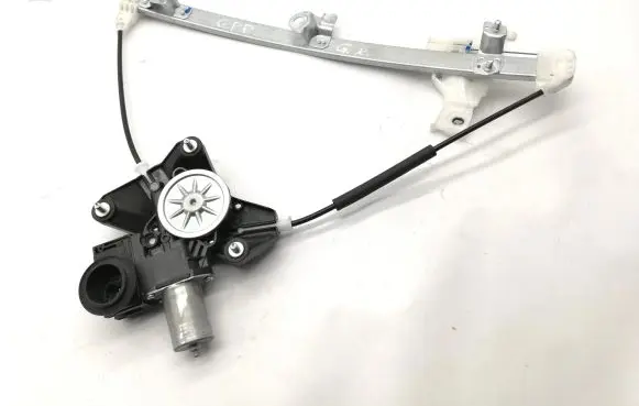 Toyota Yaris Cross Rear door window regulator with motor 857200D560