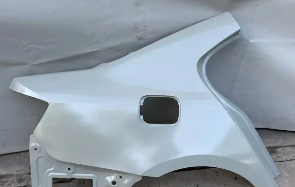 Volkswagen Jetta VI Rear arch 5C6809606A