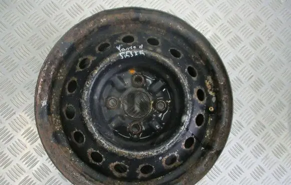 Toyota Yaris R14 steel rim 