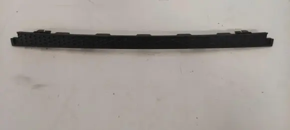 Rear bumper trim bar molding
