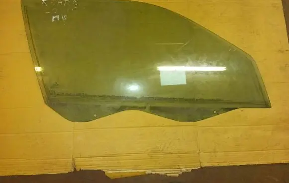 Citroen Xsara Front door window/glass (coupe) 