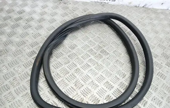 Peugeot 2008 I Rear door rubber seal (on body)