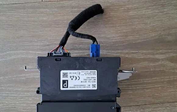 Honda CR-V Other devices 39870TLAG015