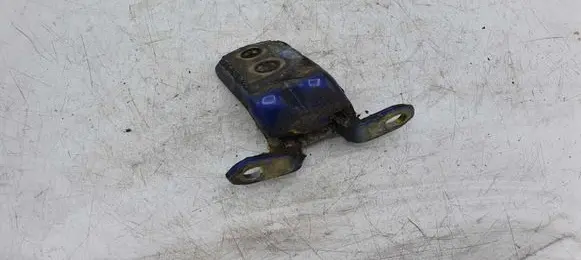 Nissan X-Trail T30 Front door lower hinge NOCODE