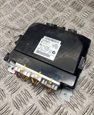 KIA Optima Door central lock control unit/module 97RI012457 954804U501