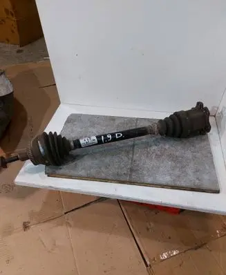 Audi A4 S4 B6 8E 8H Front driveshaft 8E0407272S