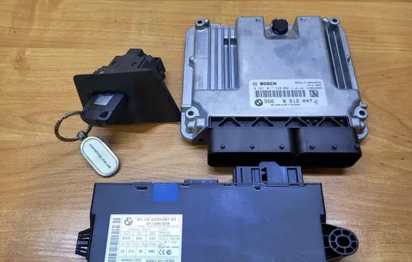 BMW 3 E90 E91 Engine ECU kit and lock set 