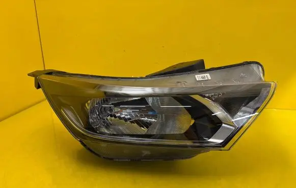 Hyundai i20 (BC3 BI3) Headlight/headlamp 92102Q0050