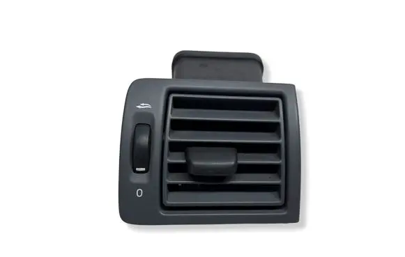 Volvo V50 Dashboard side air vent grill/cover trim Y01103