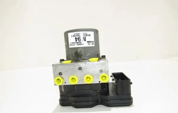 Hyundai ix35 ABS Pump 589202Y940