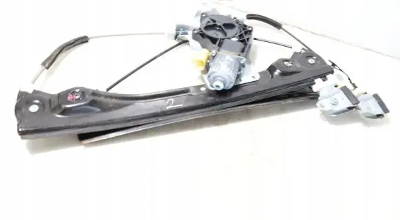 Front window lifting mechanism without motor