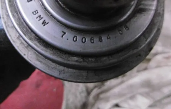 BMW 5 E60 E61 EGR valve 7601943
