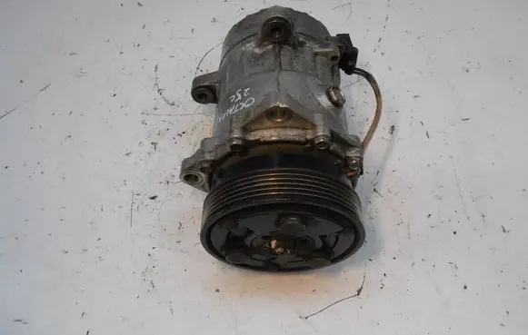 Skoda Octavia Mk1 (1U) Air conditioning (A/C) compressor (pump) 1J0820803K
