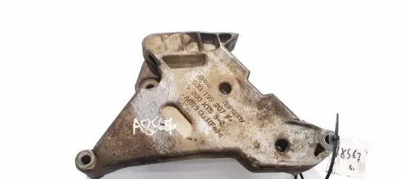 Skoda Octavia Mk2 (1Z) Engine mounting bracket 03g199207f