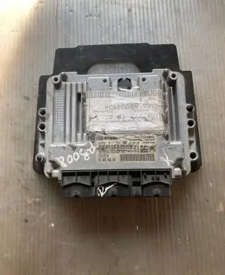 Peugeot 3008 I Engine control unit/module 0281013334 9666986680
