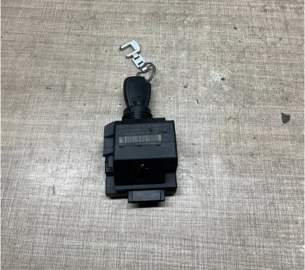 Mercedes-Benz C W203 Ignition lock A2095450508 3300240 200084090026154