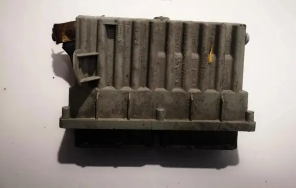 Opel Astra G Coolant fan relay 09131731